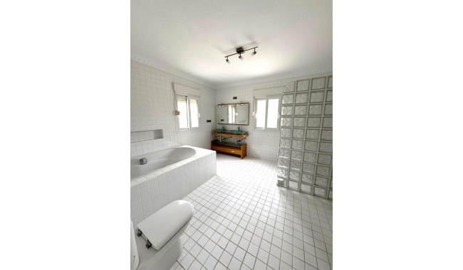 Resale - Villa - Orihuela Costa - Las Ramblas