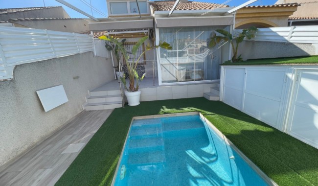 Sprzedaż - Apartament - Pilar de La Horadada - Playa de los Jesuitas