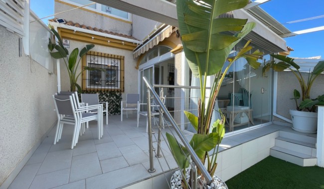 Sprzedaż - Apartament - Pilar de La Horadada - Playa de los Jesuitas