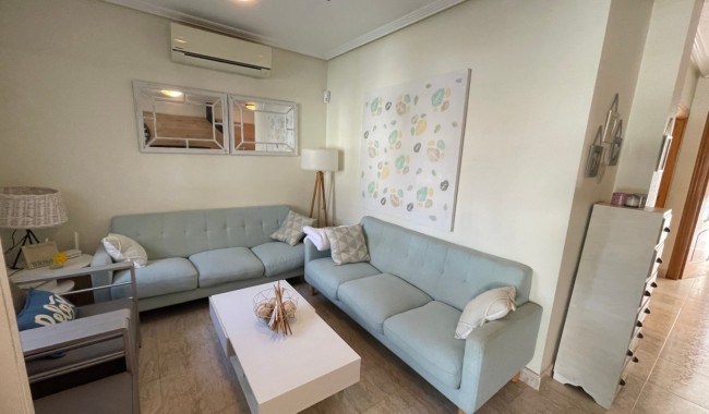 Sprzedaż - Apartament - Pilar de La Horadada - Playa de los Jesuitas