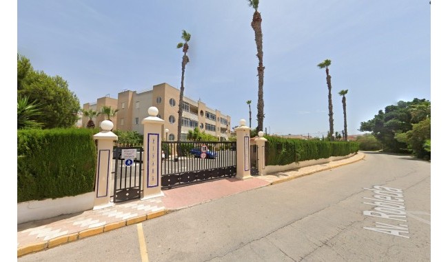 Segunda mano - Apartamento - Torrevieja - Urbanización San Luis