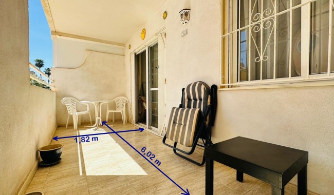 Segunda mano - Apartamento - Torrevieja - Urbanización San Luis