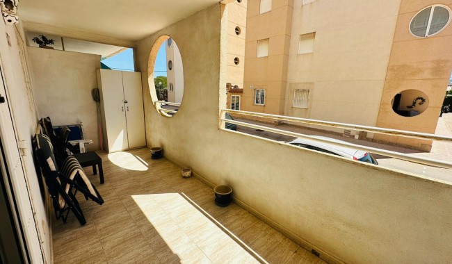 Segunda mano - Apartamento - Torrevieja - Urbanización San Luis