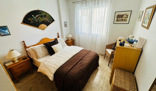 Segunda mano - Apartamento - Torrevieja - Urbanización San Luis