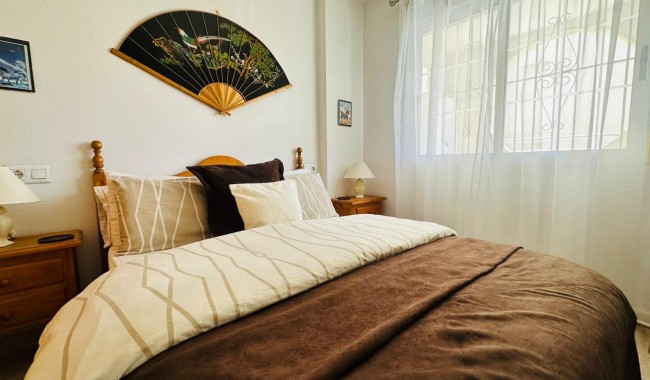 Segunda mano - Apartamento - Torrevieja - Urbanización San Luis
