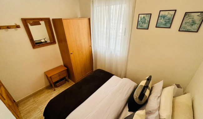 Segunda mano - Apartamento - Torrevieja - Urbanización San Luis