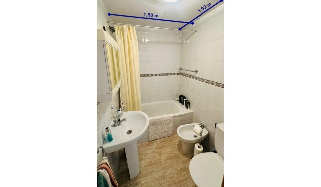 Segunda mano - Apartamento - Torrevieja - Urbanización San Luis