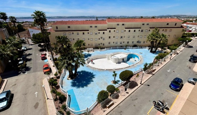Segunda mano - Apartamento - Torrevieja - Urbanización San Luis