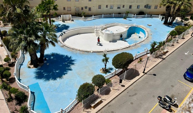 Segunda mano - Apartamento - Torrevieja - Urbanización San Luis