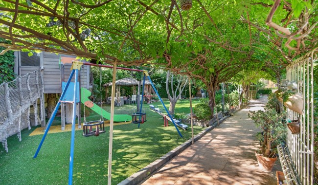 Resale - Villa - Orihuela - Orihuela Center