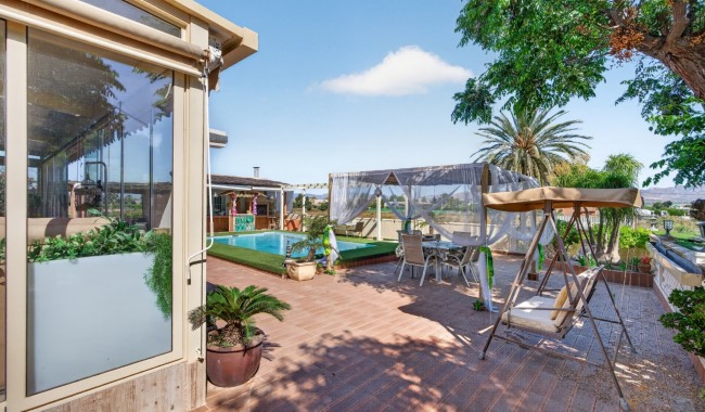 Resale - Villa - Orihuela - Orihuela Center