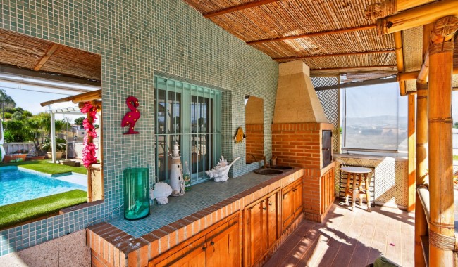 Resale - Villa - Orihuela - Orihuela Center