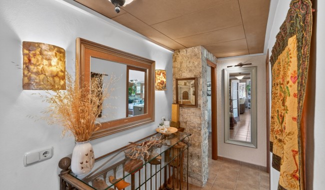 Resale - Villa - Orihuela - Orihuela Center