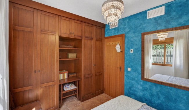 Resale - Villa - Orihuela - Orihuela Center