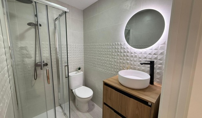 Resale - Apartment - Torrevieja - Playa de los Naufragos