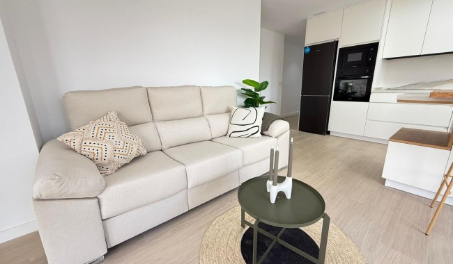 Resale - Apartment - Torrevieja - Playa de los Naufragos
