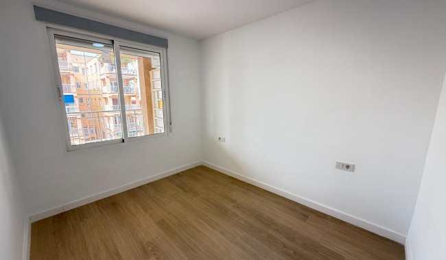 Segunda mano - Apartamento - Torrevieja - Playa de los Naufragos