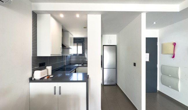 Resale - Apartment - Orihuela Costa - La Zenia