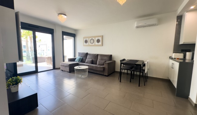 Resale - Apartment - Orihuela Costa - La Zenia
