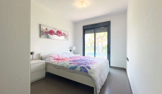Resale - Apartment - Orihuela Costa - La Zenia