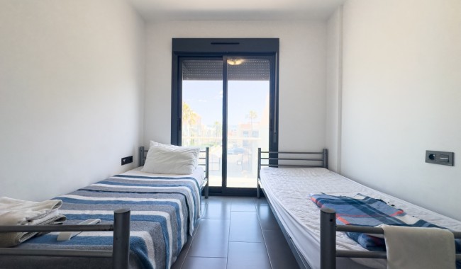 Resale - Apartment - Orihuela Costa - La Zenia