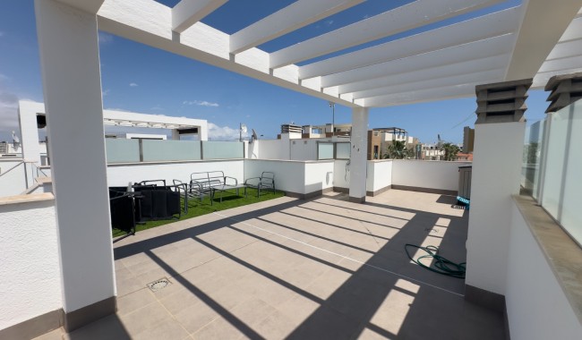 Resale - Apartment - Orihuela Costa - La Zenia