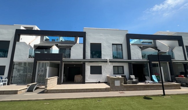 Resale - Apartment - Orihuela Costa - La Zenia