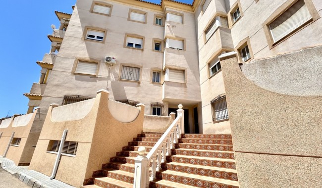 Sprzedaż - Apartament - Orihuela costa - La Zenia