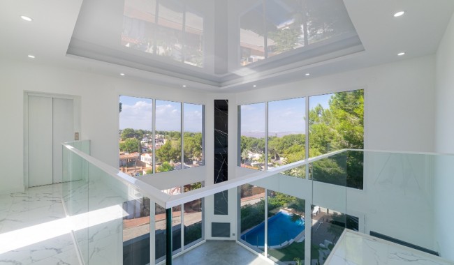 Resale - Villa - Torrevieja - Los Balcones