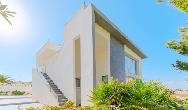 Resale - Villa - Torrevieja - Los Balcones