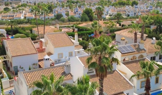 Segunda mano - Villa - Orihuela Costa - Villamartín
