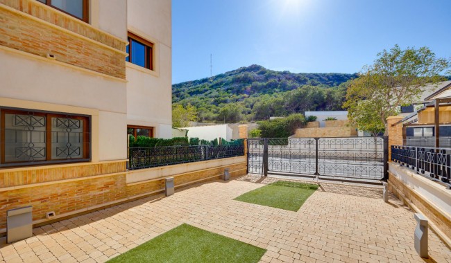 Sprzedaż - Apartament - Guardamar