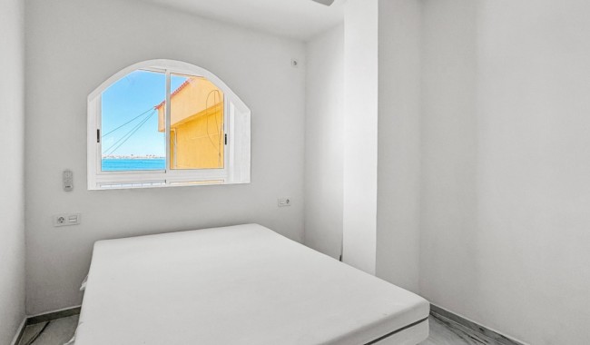Sprzedaż - Apartament - Orihuela costa - Punta Prima