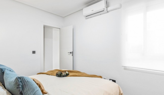 Sprzedaż - Apartament - Orihuela costa - La Florida