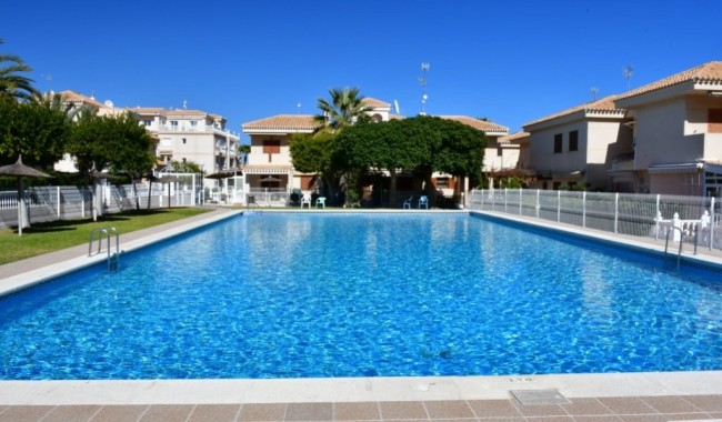 Sprzedaż - Apartament - Orihuela costa - Playa Flamenca