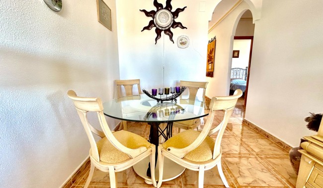 Sprzedaż - Apartament - Orihuela costa - La Zenia