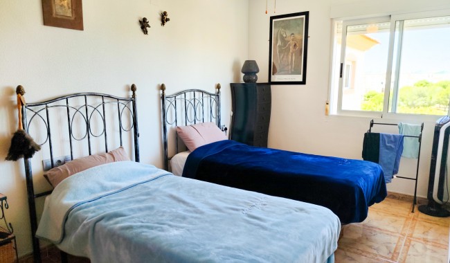 Sprzedaż - Apartament - Orihuela costa - La Zenia