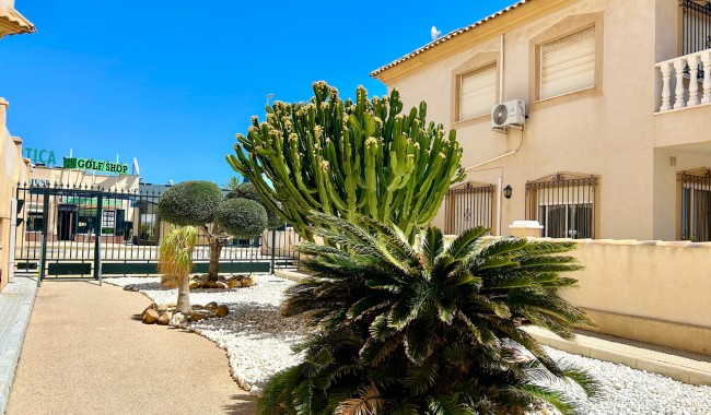 Sprzedaż - Apartament - Orihuela costa - La Zenia