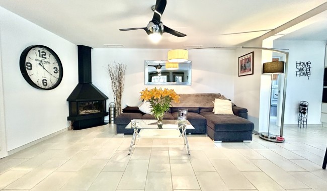 Resale - Villa - Catral
