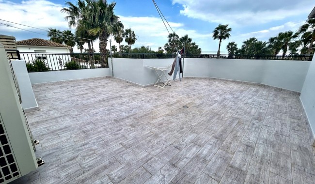 Resale - Villa - Catral