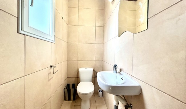 Resale - Villa - Catral