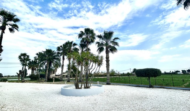 Resale - Villa - Catral