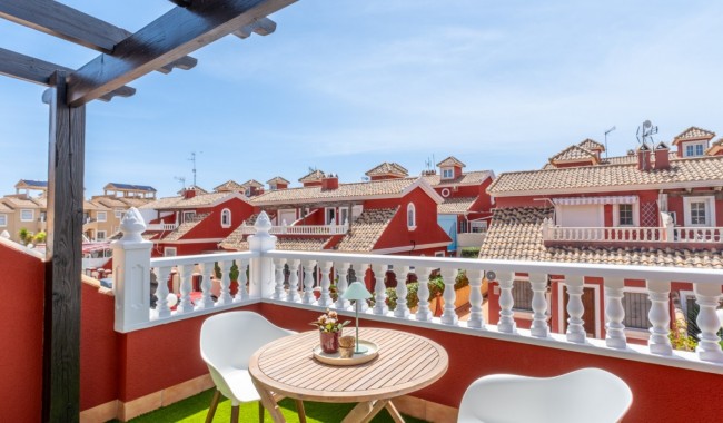 Segunda mano - Villa - Orihuela Costa - Villamartín