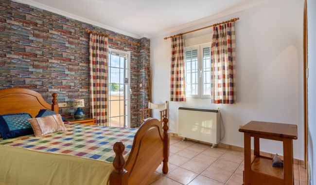 Resale - Villa - Elche - La Hoya