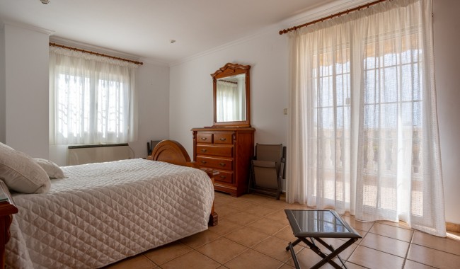 Resale - Villa - Elche - La Hoya