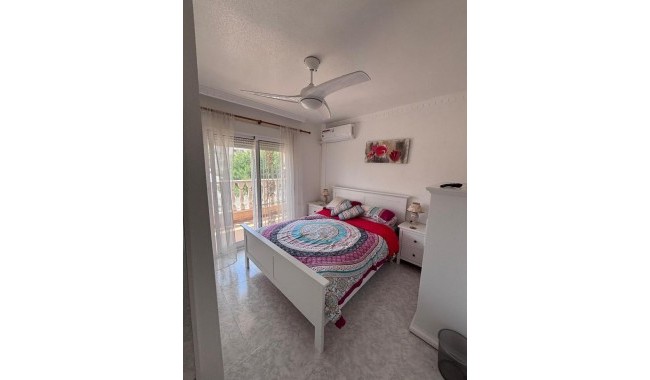 Resale - Townhouse - Villamartín - Costa Blanca