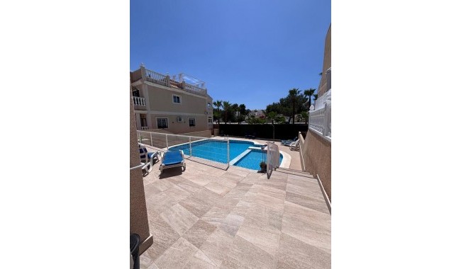 Resale - Townhouse - Villamartín - Costa Blanca