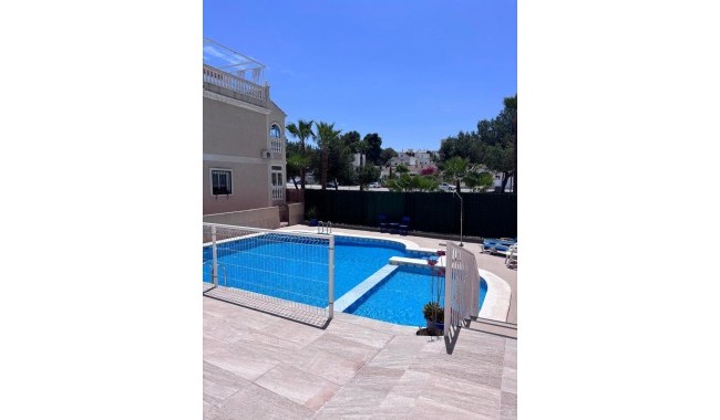Resale - Townhouse - Villamartín - Costa Blanca