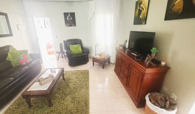 Resale - Villa - Villamartín - El Presidente