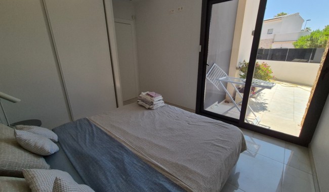 Resale - Villa - Torrevieja - Costa Blanca Sur